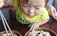 small child eating